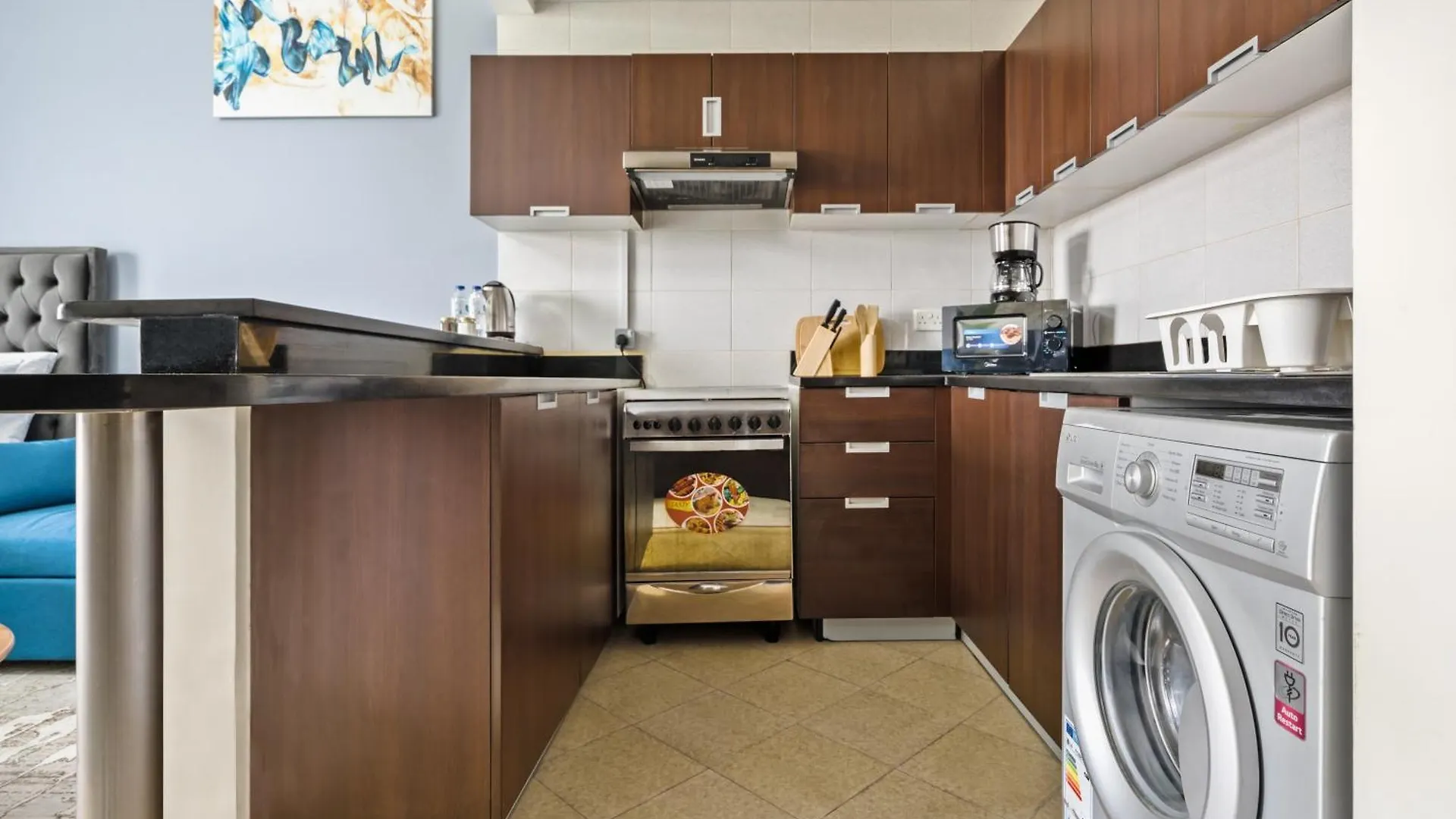 Brand New Luxury Apt In Dubai Sports City 0*,